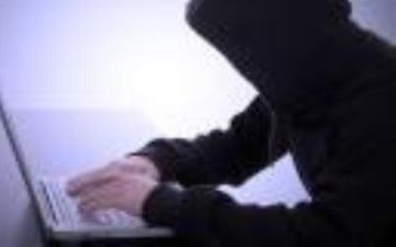 دستگیری کلاهبردار تلگرامی در فارس/ شگرد زن جوان برای شیادی 
