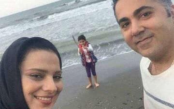 روشنک عجمیان به همراه خانواده در کنار دریا +‌ عکس