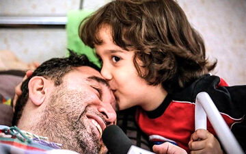 مداح معروف در کما / دعا کنید+ عکس