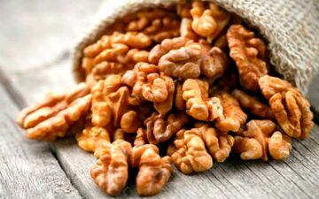 با این آجیل سه سوته لاغر شوید!