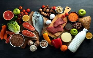 اگر سنتان بالا رفته، این ۵ ماده مغذی را حتماً بیشتر بخورید