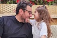 محسن کیایی از عشق ۲۱سالگی گفت؛ روایت بزرگ‌شدن کنار هم + فیلم