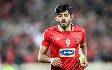  دوست دارم دروازه استقلال را باز کنم