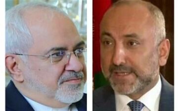 گفتگوی ظریف با سرپرست وزارت خارجه افغانستان و تاکید بر گسترش همکاری‌های دوجانبه