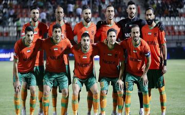 شکست استقلال هم مانع از بحران نشد/ تیم بی پولی که در هتل زندگی می کند!