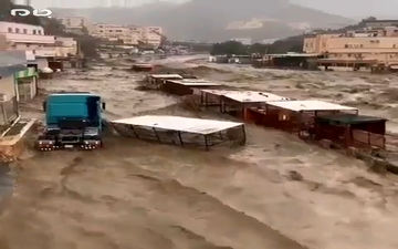 فیلم/ سیل وحشتناک دیروز در جازان عربستان
