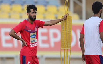 ترفند باشگاه پرسپولیس برای حفظ ستارۀ ملی‌پوش خود