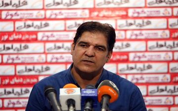  مهاجری: به باشگاه پدیده توهین کردند 