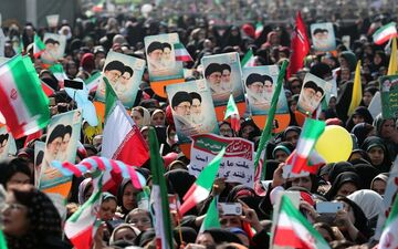  حضور گسترده ملت ایران در جشن چهل سالگی انقلاب