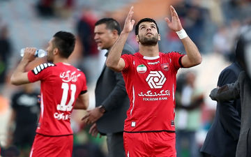 آقای گل لیگ یک در راه بازگشت به پرسپولیس 