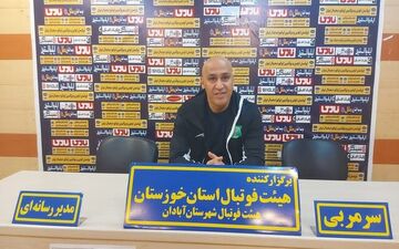 منصوریان: با شعار یک نفر برای آبادان و همه برای آبادان بازی می کنیم/ مبلغ قراردادم سه میلیارد تومان است
