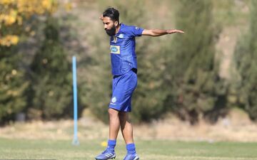 بازیکن مغضوب فکری مجوز حضور در تمرین را گرفت