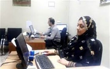 حضور بانوان سیستان و بلوچستانی با پوشش سنتی در برخی ادارات و سازمان‌ها
