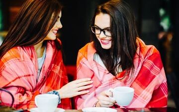 چرا اونا که بهم اهمیت نمیدن رو دوست دارم؟