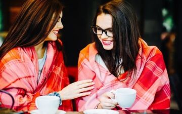 چرا اونا که بهم اهمیت نمیدن رو دوست دارم؟