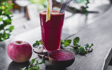 هر روز یک لیوان آب چغندر بخورد، معجزه می کند!