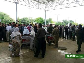 بازگشت حجاج از سرزمین وحی در فرودگاه کرمانشاه 
