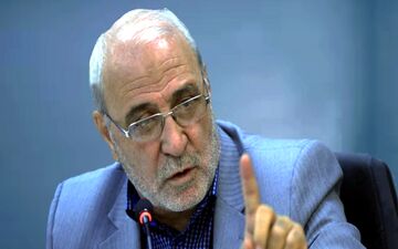 عضو هیأت رئیسه مجلس: دولت تنها ۵۰ هزار میلیارد تومان در لایحه بودجه تغییر ایجاد کرده است