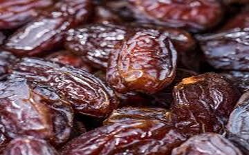 معجزه خرما در کاهش چربی بدن/ خوراکی‌ قدرتمند برای لاغری