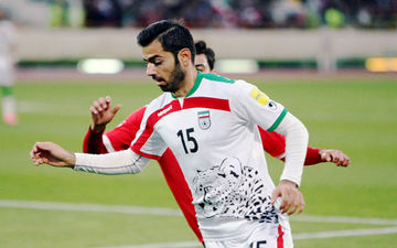 همدردی بازیکنان تیم ملی با منتظری با گرفتن عکس یادگاری