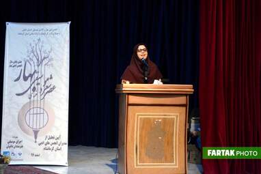 برگزاری عصر شعر و موسیقی بهار در تالار وحدت و تجلیل از روسای انجمن‌های ادبی 