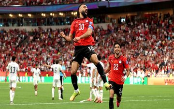 مصر با درخشش صلاح صعودش را قطعی کرد