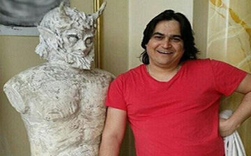 عذرخواهی مزورانه مدیر آمدنیوز بعد از توهین به عرب‌ها + فیلم