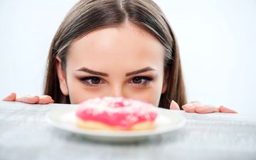  آیا واقعا گرسنه هستم یا فقط هوس کرده ام؟