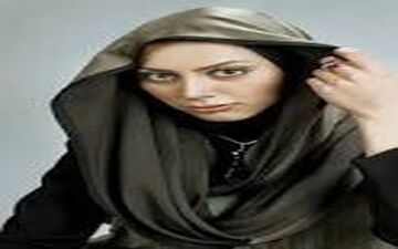 پوشش و گریم طلاپوش مونا فرجاد در فیلم ماهورا