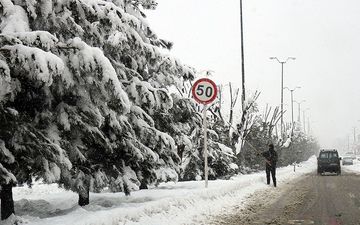 ورود سامانه بارشی به کشور از روز جمعه/ برف و باران کشور را فرا می‌گیرد