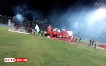 مراسم اهدای جام و جشن تیم پرسپولیس + فیلم