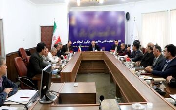 
جمع آوری واحدهای فروش مرغ زنده در استان/ با مشارکت مردم کنترل بیماری ها و خطرات بهداشتی موفق تر انجام می گیرد