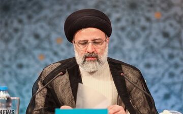 بین «روحانی» و «احمدی‌نژاد» مناظره برگزار کنید