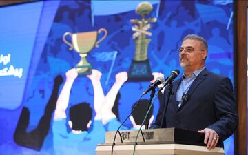 فرمانده نیمکت آبی با نظر سیدورف؛ استقلال در انتظار انتخاب هلندی!