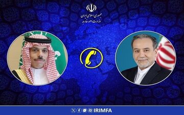 گفتگوی عراقچی و همتای عربستانی درباره تحرکات برای کاهش تنش‌ها 