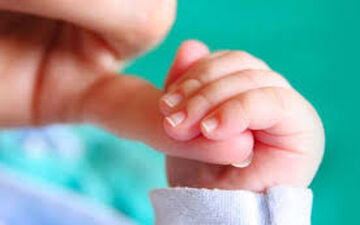 ۱۰ ماده غذایی برای افزایش شیر مادر