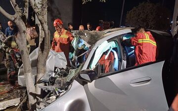 تصادف مرگبار BMW در بزرگراه همت؛ ۳ نفر جان باختند