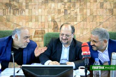 شورای گفت وگو استان کرمانشاه با حضور وزیر تعاون، کار و رفاه اجتماعی