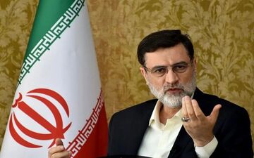 ورود سیدامیرحسین قاضی‌ زاده هاشمی، نامزد ریاست‌ جمهوری به صداوسیما برای حضور در مناظره اول + ویدئو