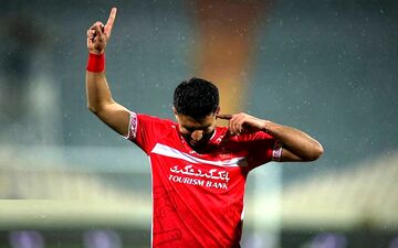هافبک دفاعی پرسپولیس از لیست خط خورد