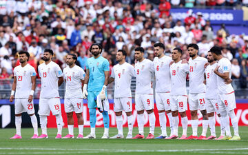 کریمی: تیم ملی با غیرت جنگید؛ VAR لبخند را از ایران گرفت

