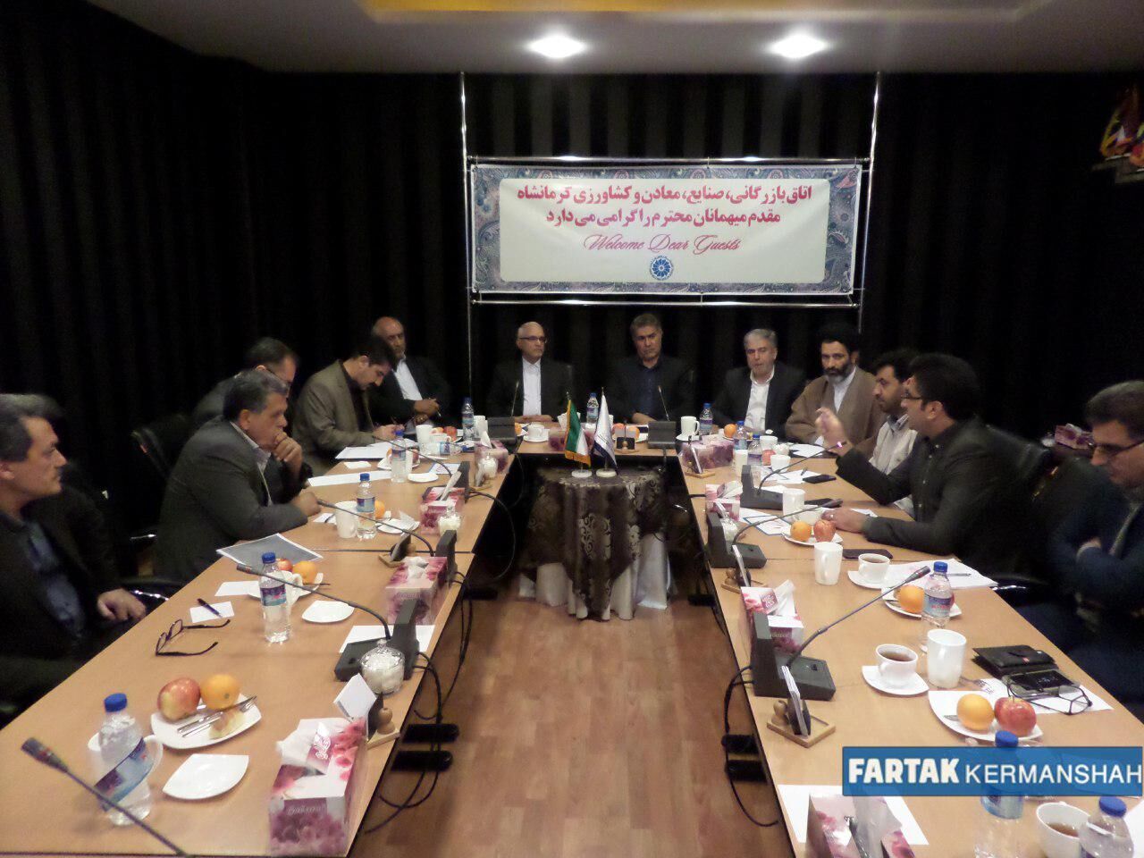 اختصاصی / گزارش تصویری از نشست تشکل های کشاورزی با نمایندگان استان کرمانشاه