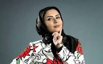 تیپ و ژست جالب نجمه جودکی در طبیعت بهاری
