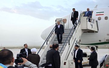 رئیس‌جمهور وارد کرمانشاه شد



