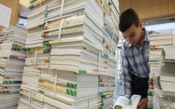 لوازم‌ تحریر و کتاب درسی بزودی بین دانش‌آموزان مناطق سیل‌زده توزیع می‌شود