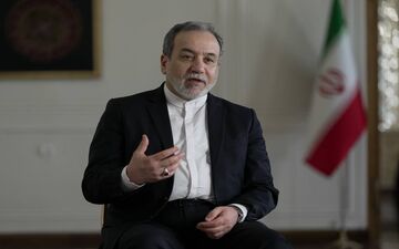 گفت‌وگوی تلفنی عراقچی و وزیر خارجه هند