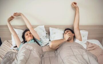 کاری که زن و شوهرهای عاشق هر صبح انجام میدن