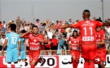سهم 15 گله در بهترین خط حمله لیگ