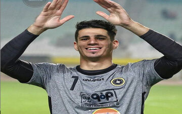 «نیازمند» مترجم شد