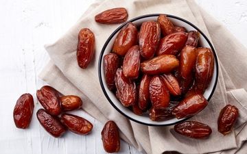 معجزه ی خوردن روزی دو عدد خرما
